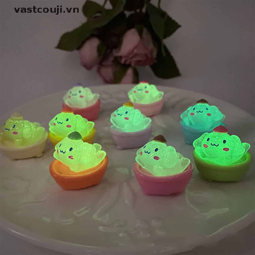 Set 2 Chú Chó Tai To Bằng Nhựa Resin Phát Quang Dễ Thương Trang Trí Xe Hơi