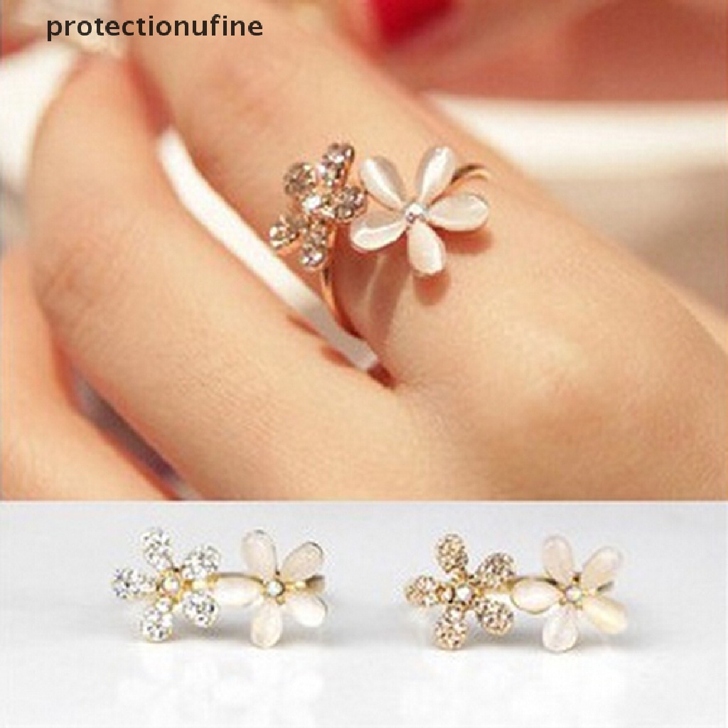 Nhẫn Thời Trang Mạ Vàng Hình Hoa Cúc Đính Đá Pha Lê PR3VN