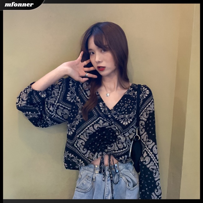 Áo Croptop Tay Dài Cổ Chữ V Phối Dây Rút In Họa Tiết Phong Cách Retro Cho Nữ