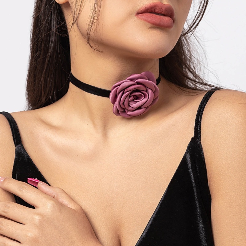 Vòng Cổ Choker Bằng Vải Hoa Đơn Giản