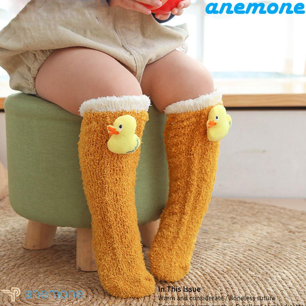 Vớ Dài Qua Gối Vải Lông Cừu San Hô Dày Mềm Mại Giữ Ấm Họa Tiết Giáng Sinh Dễ Thương Dành Cho Bé