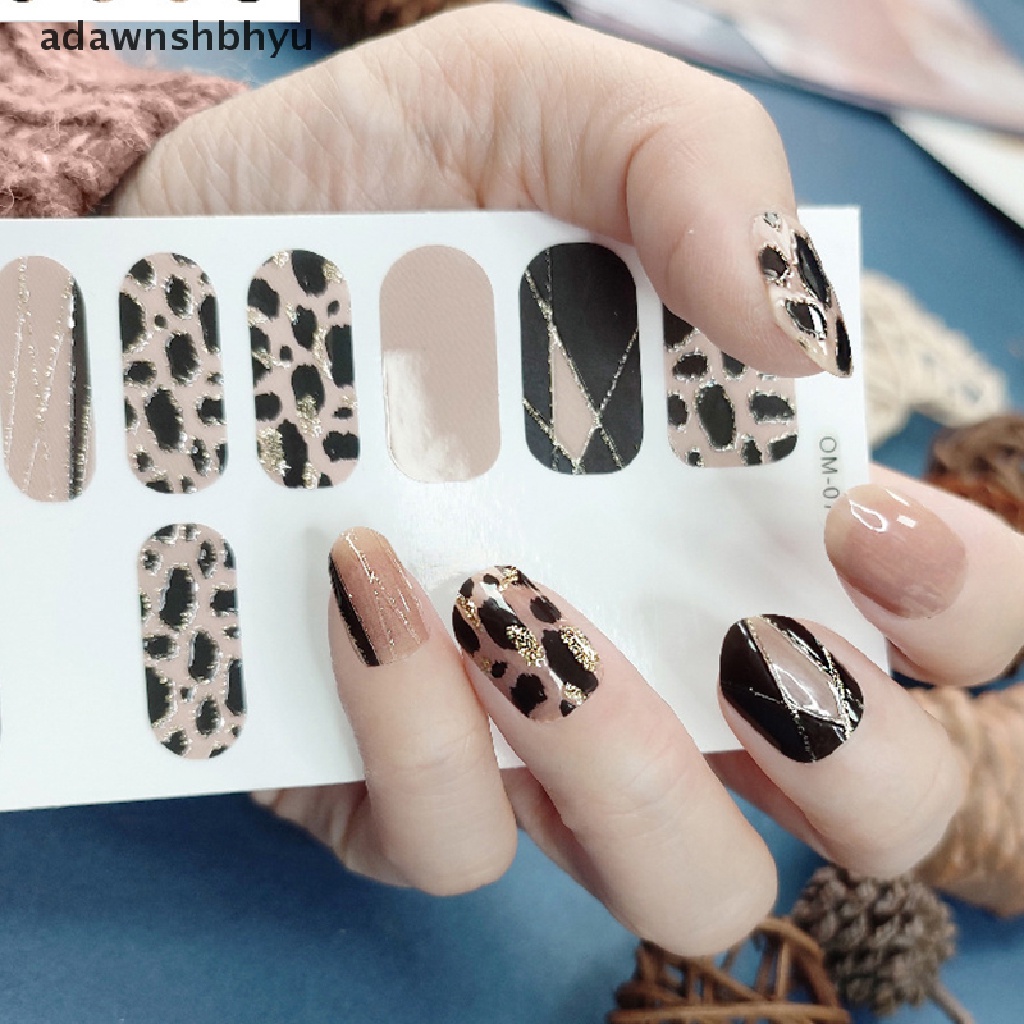 Miếng Dán Trang Trí Móng Tay Tự Dính Tiện Dụng