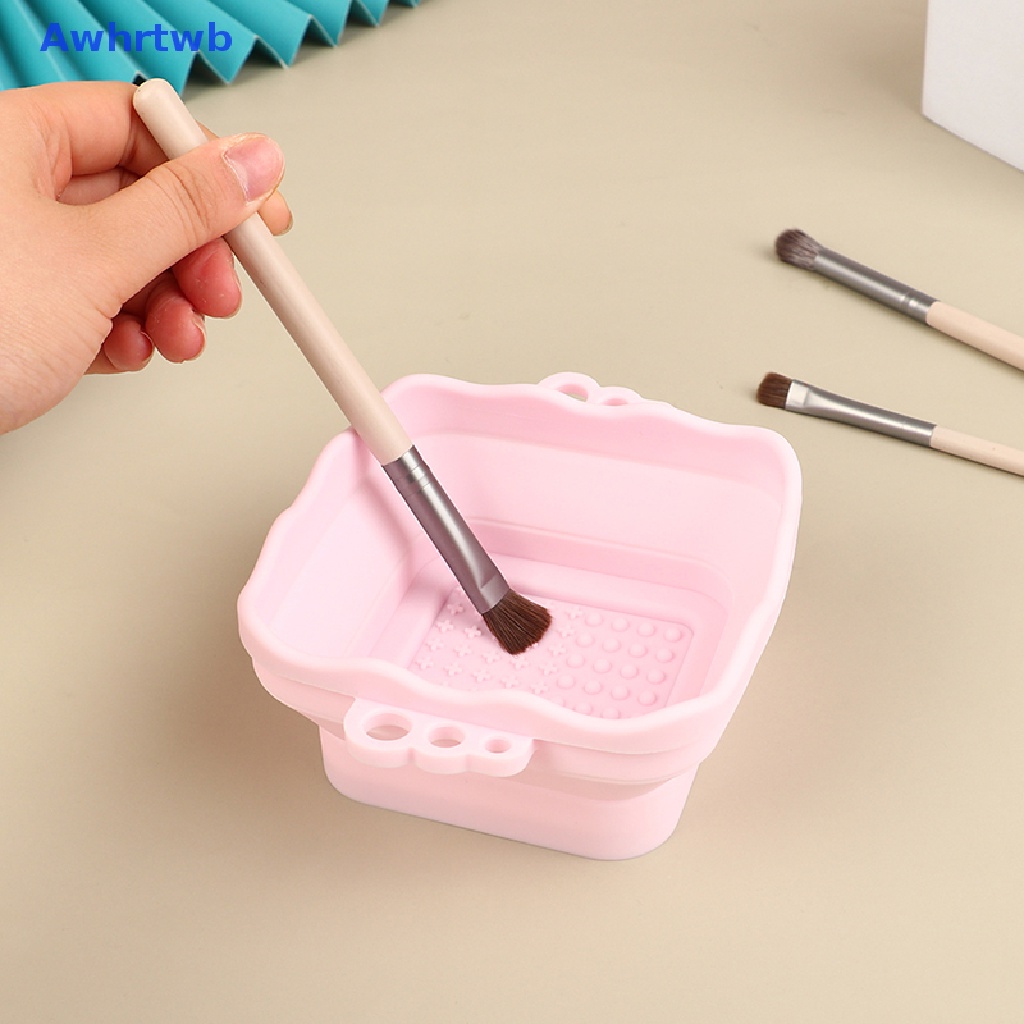 Miếng Silicon Vệ Sinh Cọ Trang Điểm Gấp Gọn Tiện Lợi Mới