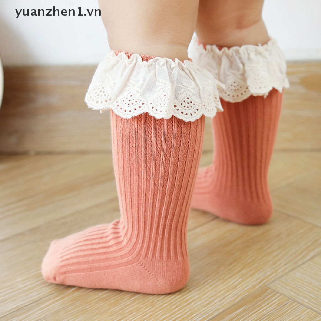 Đôi Vớ Giữ Ấm Dễ Thương Cho Bé