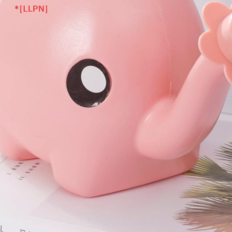 Bình Tưới Cây Hình Voi 1.5L Tiện Dụng Cho Sân Vườn