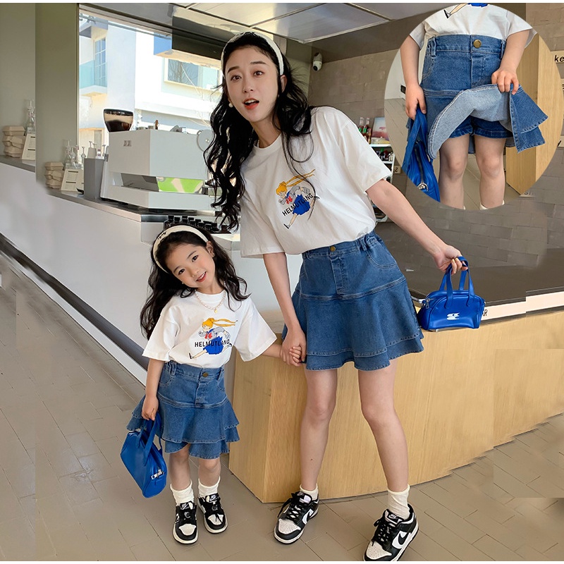 Ins Set Áo Thun Nhật Bản Hàn Quốc Giản Dị Dễ Thương Và Quần Jean Đuôi Cá Đẹp Mùa Hè Cho Mẹ Và Bé Gái Play Together Phiên Bản Hàn Quốc