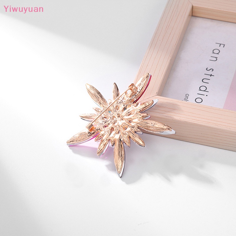 Ghim Cài Áo Hình Bông Tuyết Đính Đá Nhân Tạo Thời Trang Dành Cho Nữ