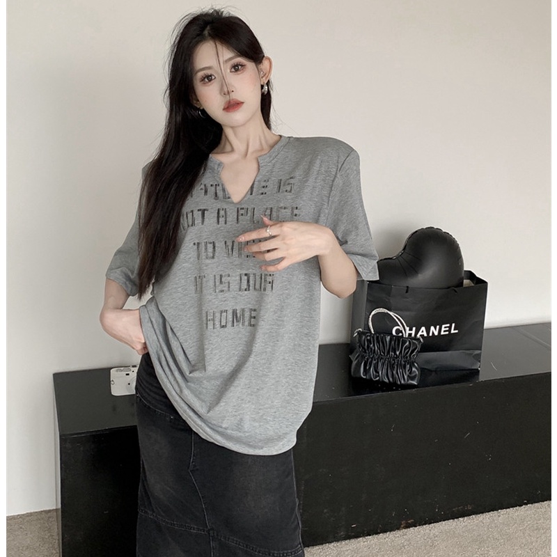 Áo Thun Nữ Ngắn Tay Cổ Chữ V In Chữ Thời Trang