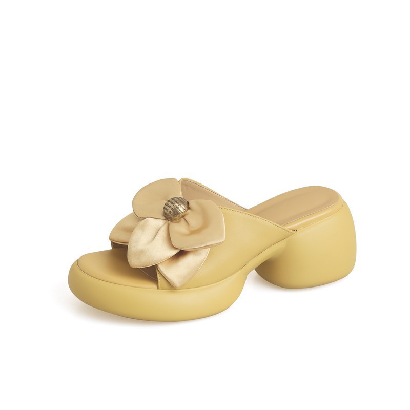 Duoya Dép Sandal Đế Xuồng Dày Hở Ngón Bằng Da Mềm Đính Hoa Màu Vàng Thời Trang