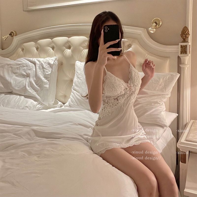 Đồ ngủ Hai Dây Phối Ren Có Mút Đệm Ngực Thời Trang Mùa Hè Hàng Mới Dành Cho Bạn Nữ