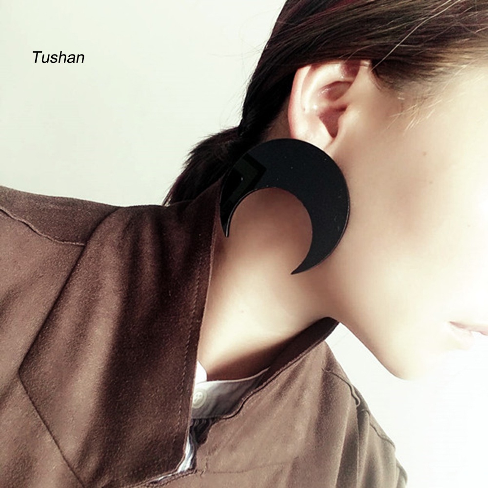 Bông Tai Hình Bán Nguyệt Thời Trang Dành Cho Nữ