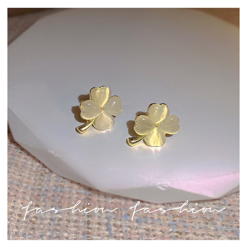 Bông Tai Mạ Bạc 925 Hình Hoa Bốn Lá Đính Đá Opal Đơn Giản Thời Trang Phong Cách Hàn Quốc