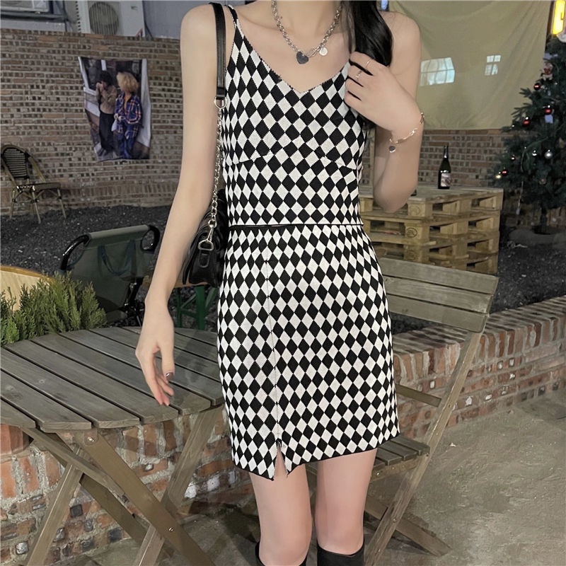 [LININ] Set Áo Dệt Kim Hai Dây + Chân Váy Dài Lưng Cao Thời Trang