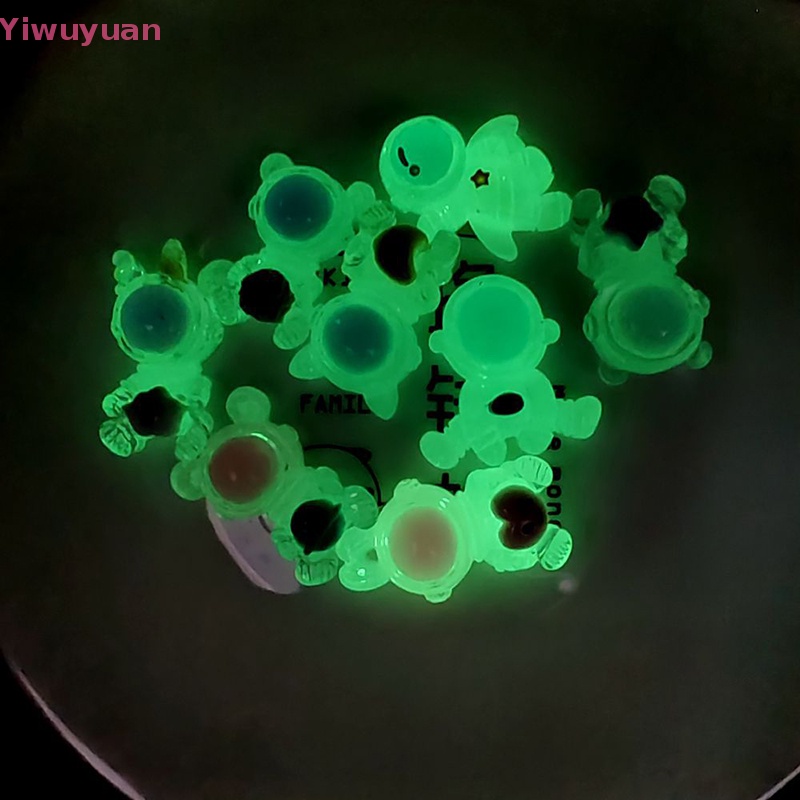 < Yiwuyuan > Set 10 Đồ Chơi Slime Trong Suốt Màu Xanh Dương Phát Sáng Hình Phi Hành Gia Đáng Yêu