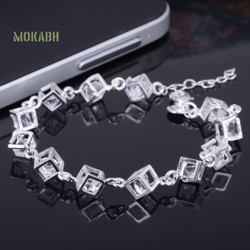 (Hot) Vòng Tay Mạ BạC ĐíNh Đá HìNh KhốI Vuông Xinh XắN