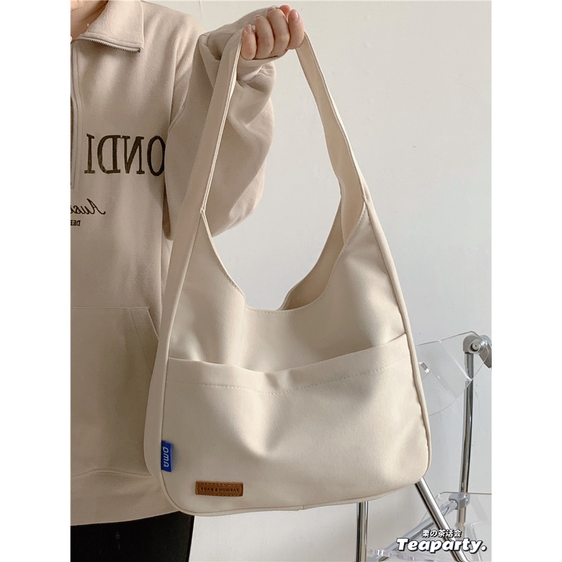 Túi Xách Màu Trơn Sức Chứa Lớn Phong Cách Hàn Quốc Cho Nữ