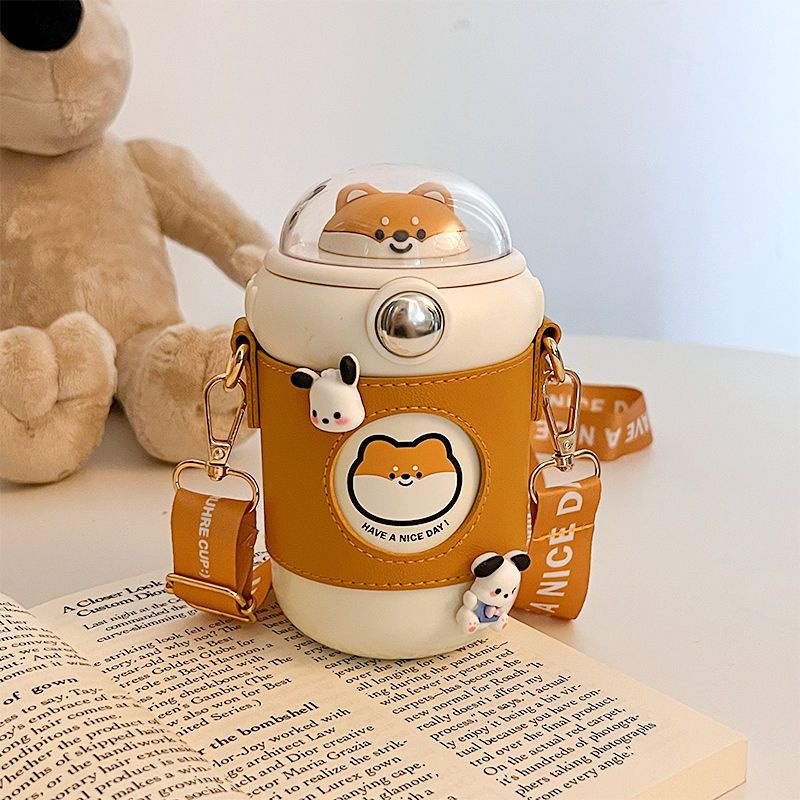 Cốc Uống Nước Bằng Sợi Rơm Thiết Kế Độc Đáo Tiện Dụng