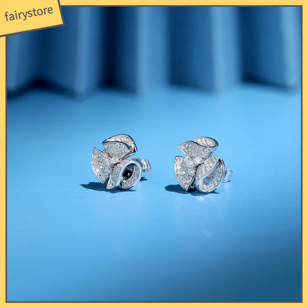 Bông Tai Hình Hoa Đính Đá Lấp Lánh Dành Cho Nữ