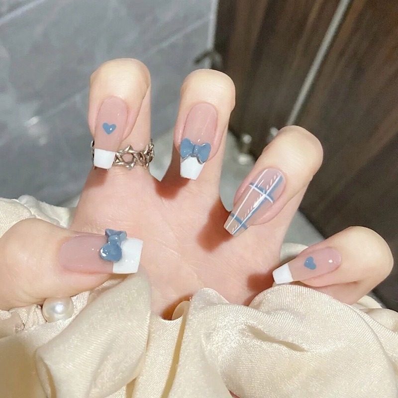 Bộ Móng Tay Giả Màu Đen Đính Nơ Xinh Xắn Cho Nữ