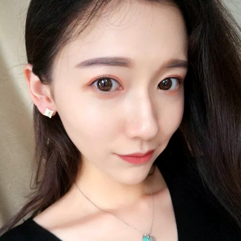 Bông Tai Thép Titan Hình Cỏ Bốn Lá / Tròn Đính Kim Cương Nhân Tạo Phong Cách ins Thời Trang