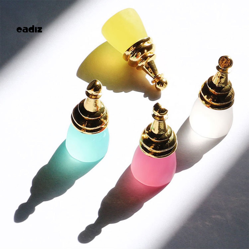 Giá Đỡ Trưng Bày Móng Tay Giả Từ Tính Màu Trơn Tiện Dụng