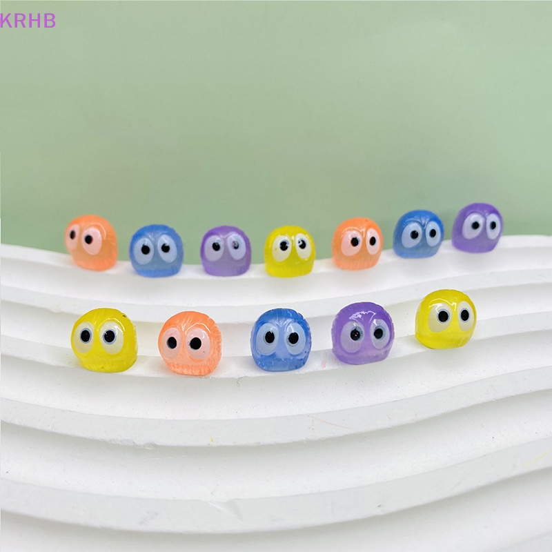 Set 5 Mô Hình Chậu Cây Bằng Nhựa Phát Quang Dùng Trang Trí Sân Vườn Mới