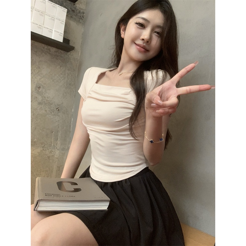 SUXI Set Áo Thun Ngắn Tay Cổ Vuông Và Chân Váy Chữ A Màu Sắc Đơn Giản