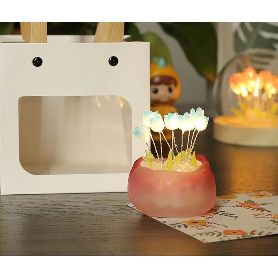 Hoa tulip Đèn ngủ diy Một món quà sinh nhật Đồ trang trí phòng ngủ