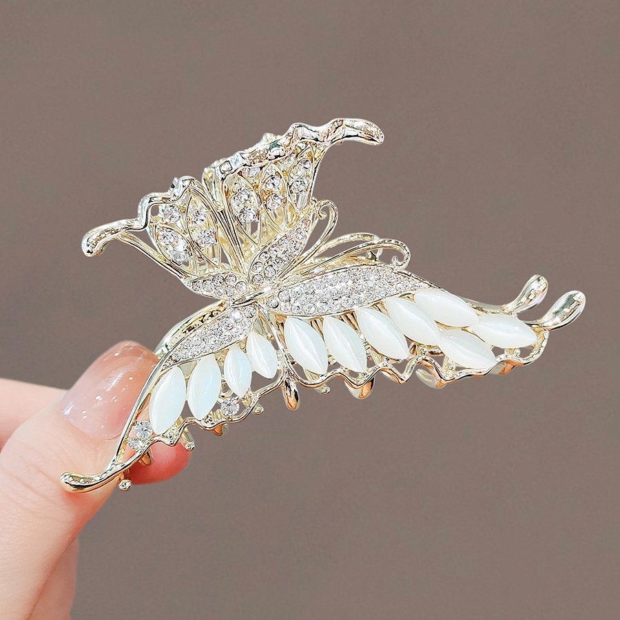 Kẹp Tóc Hình Bướm Đính Đá Và Ngọc Trai Thanh Lịch