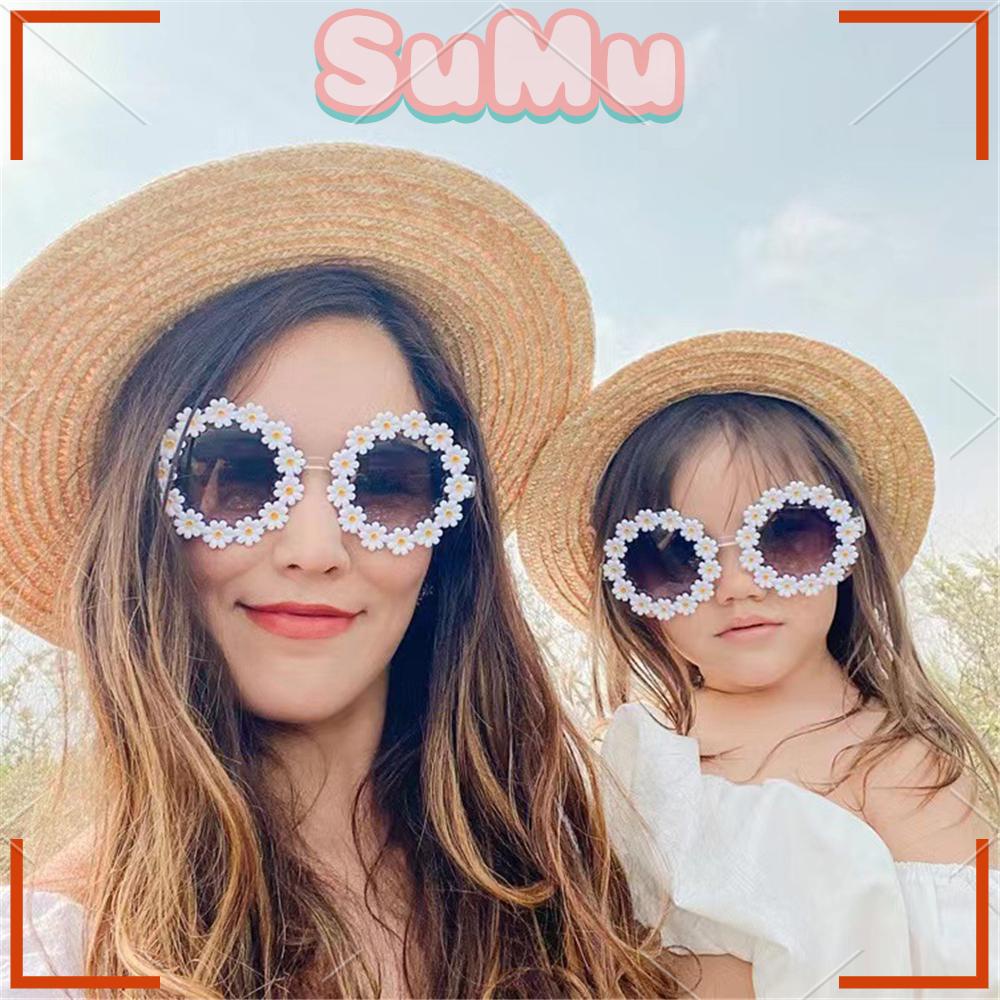 Kính Mát Gọng Tròn Họa Tiết Hoa Cúc Thời Trang Cho Nữ