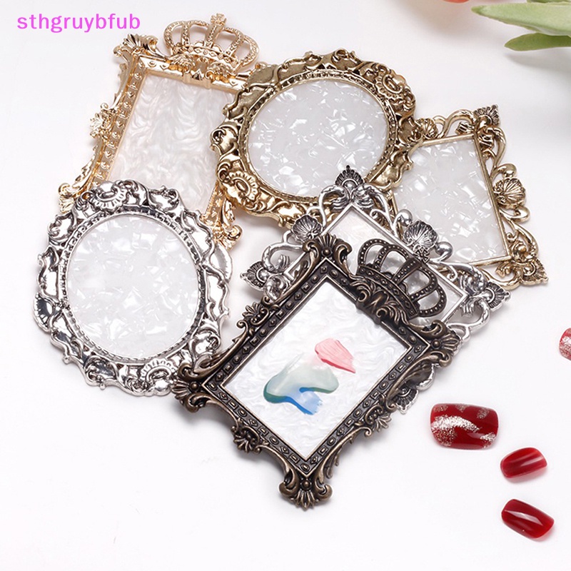 1 Giá Trưng Bày Lọ Sơn Móng Tay Phong Cách Retro