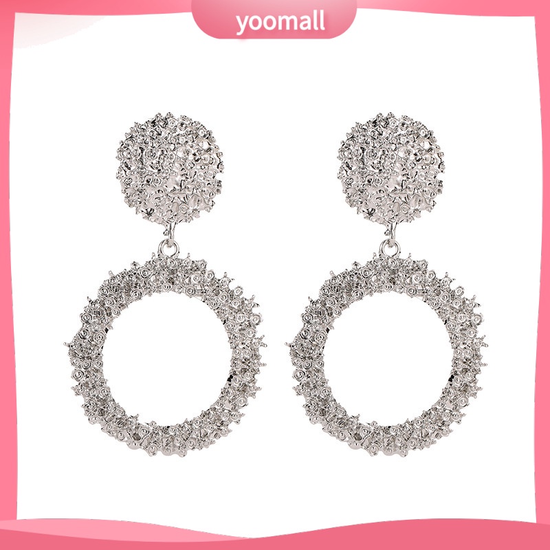 Bông Tai Kim Loại Hình Tròn Lớn Họa Tiết Retro