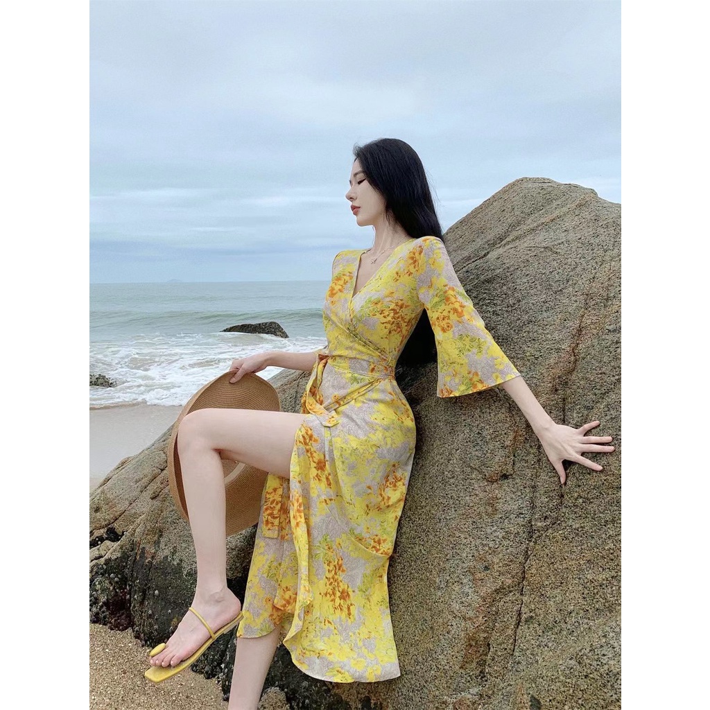 Đầm Nữ Dài Tay Cổ Chữ V Nhấn Eo Thời Trang