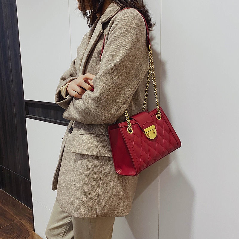 Túi Xách Đeo Vai Màu Đỏ Kích Cỡ Lớn Thời Trang Dành Cho Nữ