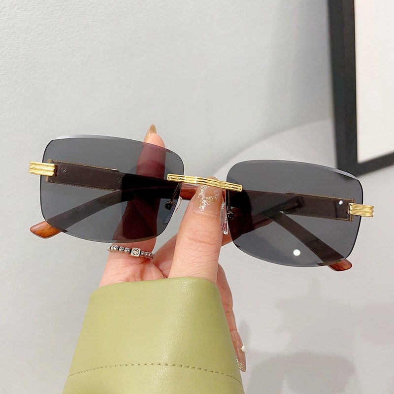 Kính Mát Gọng Vuông Kim Loại Thời Trang Cho Nam Nữ