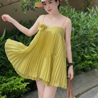 D77. 1181 set bộ quần đùi dập ly, áo hai dây dập ly, kèm hoa. dáng xoè