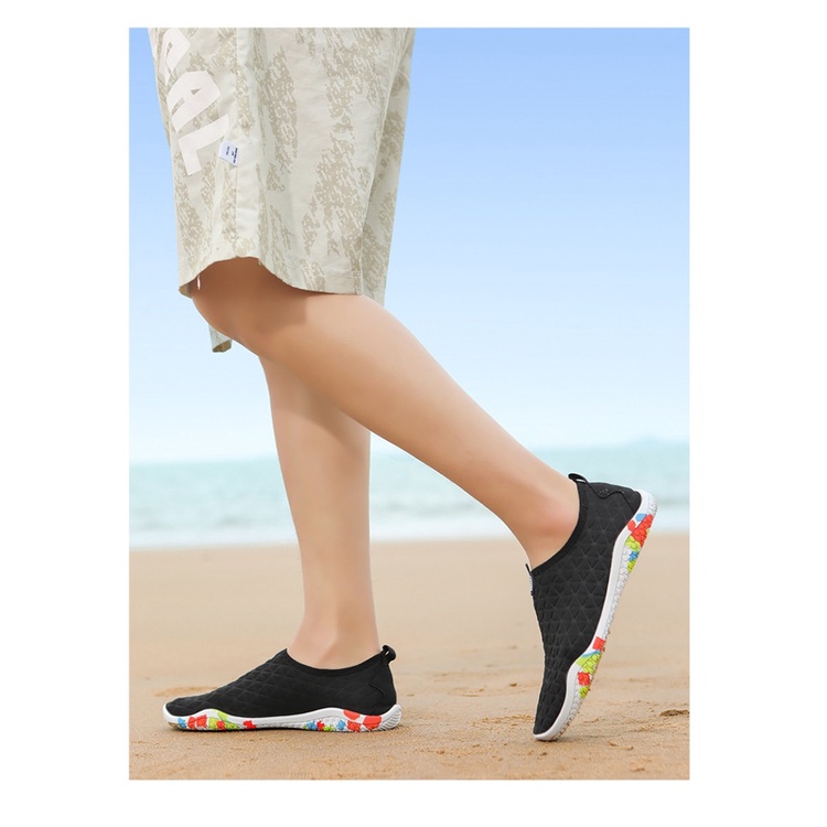 Giày Đi Biển Thiết Kế Mới Năng Động Thời Trang Dành Cho Cả Nam Và Nữ