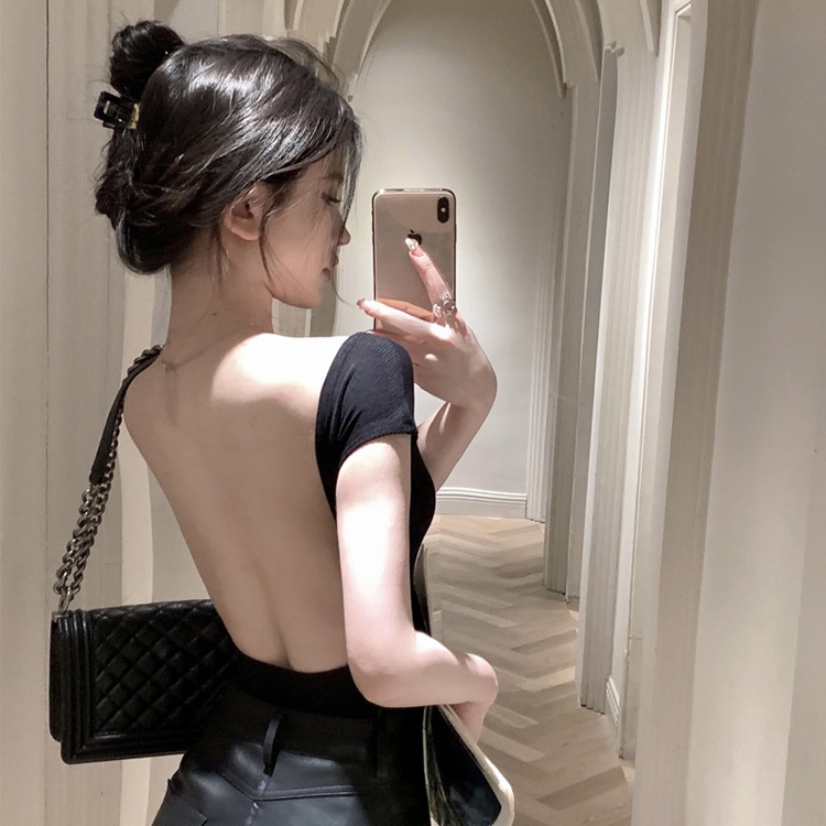 Áo Thun Ngắn Tay Hở Lưng Ôm Dáng Thời Trang Dành Cho Nữ