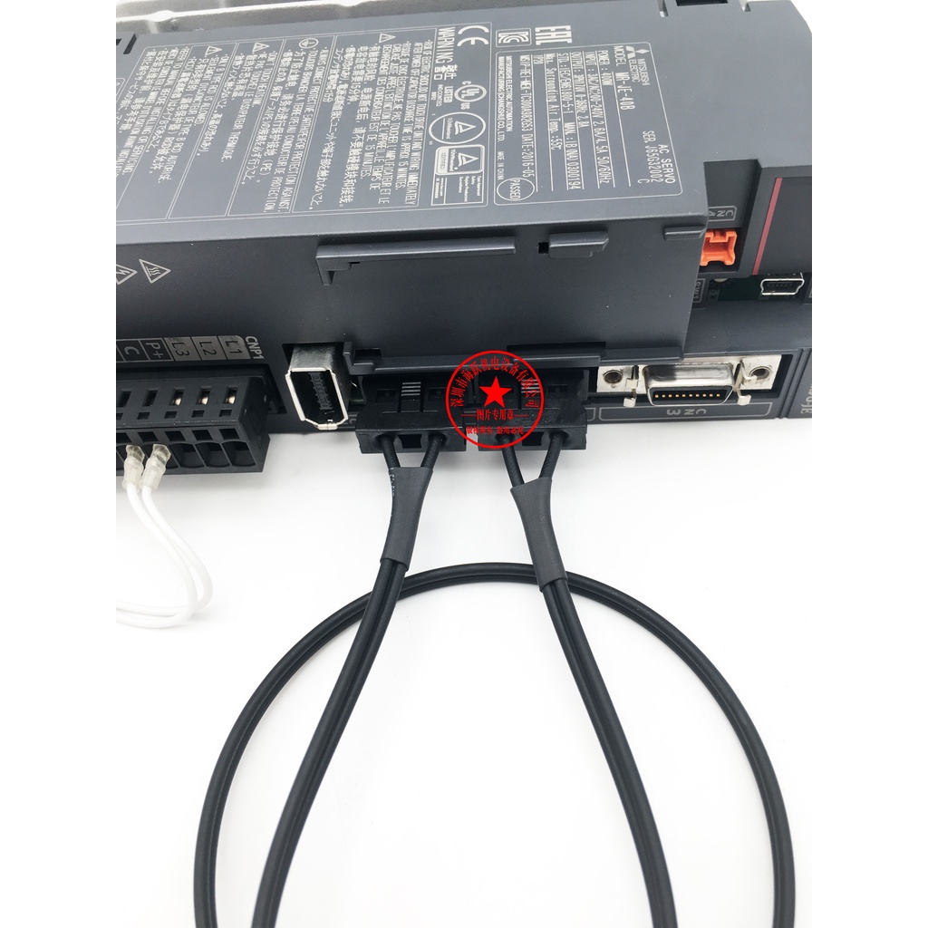 Cáp kết nối servo Mitsubishi MR-J3BUS2M-A