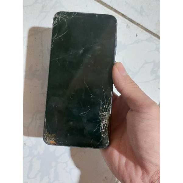 Cụm Xác Vsmart Live sống zin hư màn hình.