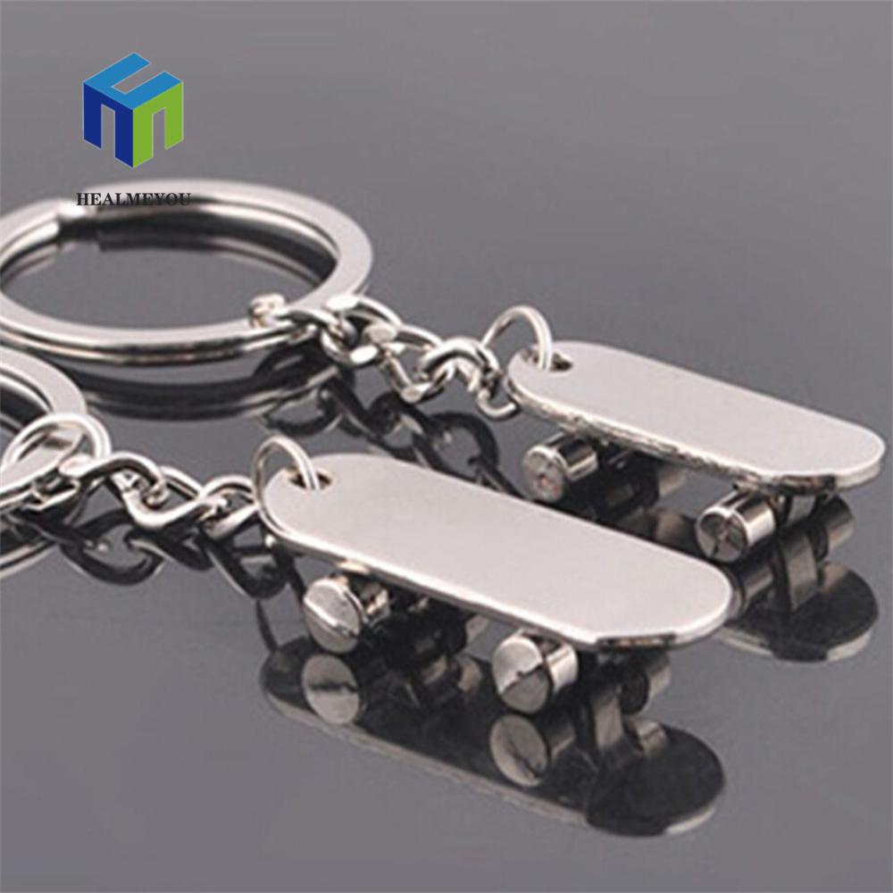 Set 2 Móc Khóa Kim Loại Hình Ván Trượt