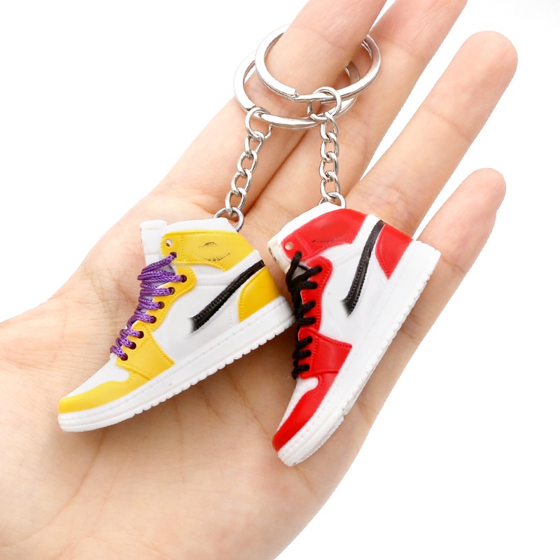 New aj1st generation keychain mặt dây chuyền hộp bí ẩn đồ trang sức 3d stereo abs mini aj mẫu giày tik tok trendy hot-bán hot-bán