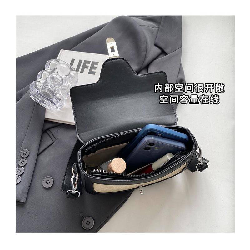 2023 túi xách nữ cao cấp đơn giản túi đeo chéo đẹp phương Tây túi yên ngựa một vai thời trang