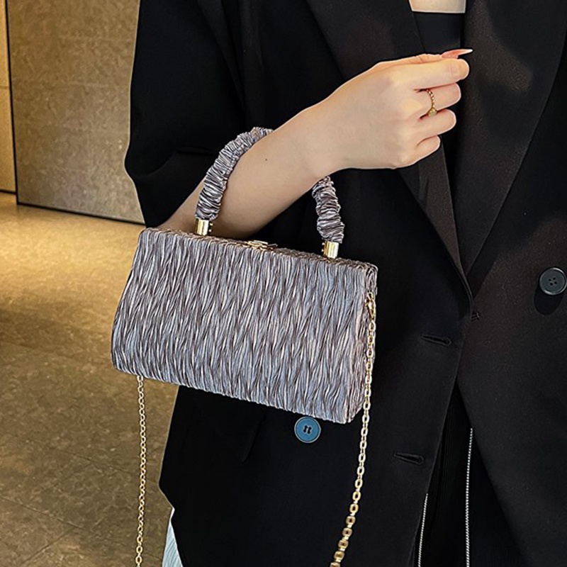 Túi Đeo Chéo Hình Vuông Nhỏ Dễ Phối Đồ Thời Trang Cho Nữ