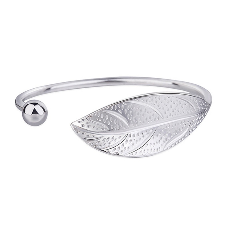 Vòng Đeo Tay Hình Chiếc Lá Xinh Xắn Dành Cho Tuổi Teen