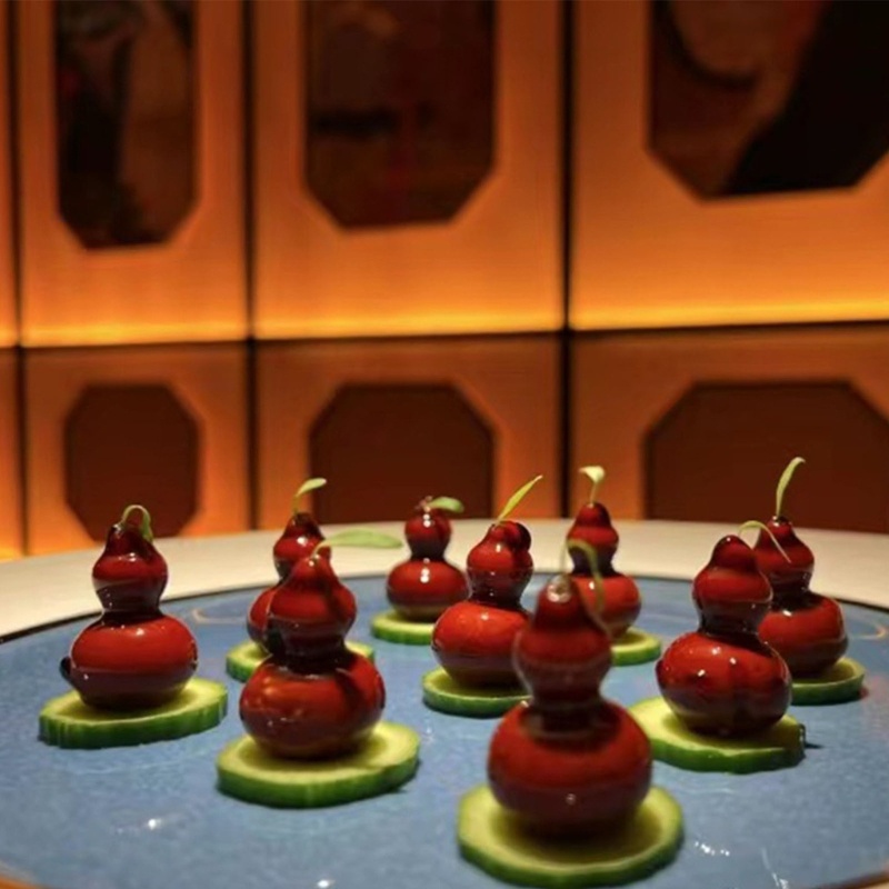 Khuôn Silicone 6 Ngăn Tạo Hình Quả Bầu Trang Trí Bánh / Làm Chocolate 3D