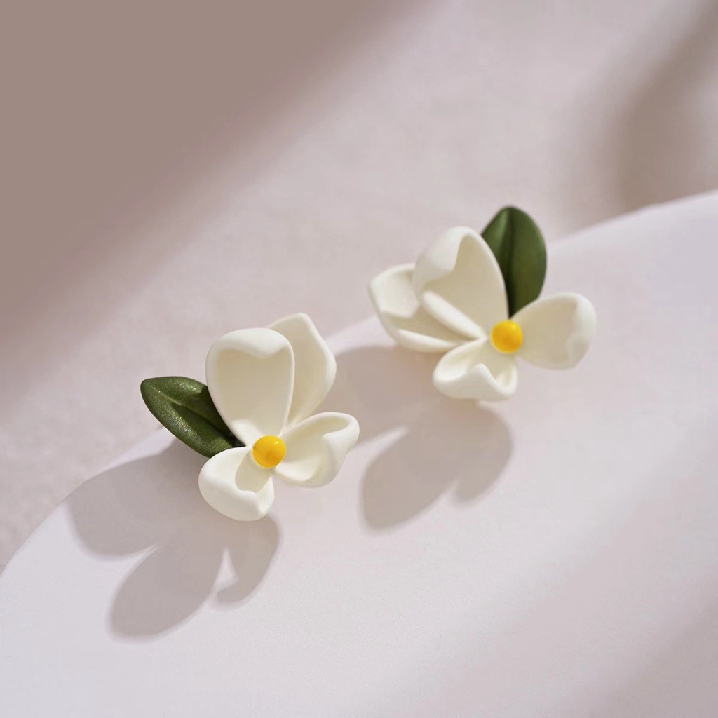 Bông Tai Ngọc Trai Hoa Tươi Mới Nhỏ Nhắn Phong Cách Mori Gardenia Pháp