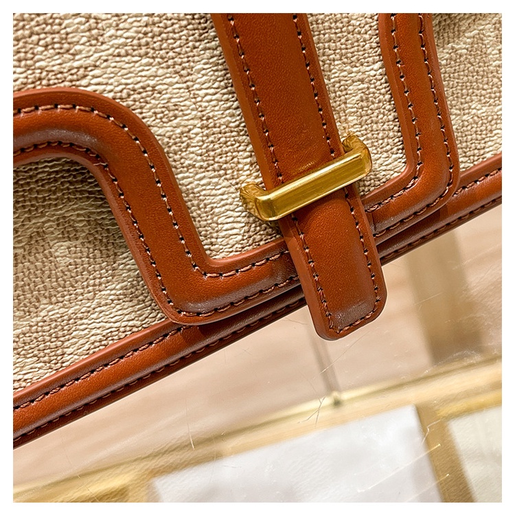 Túi Đeo Chéo Famy Thời Trang 2023 Sang Trọng Cho Nữ