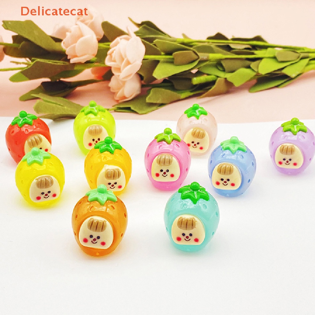 2 Tượng Trái Dâu Hoạt Hình Phát Sáng Trang Trí Tiểu Cảnh