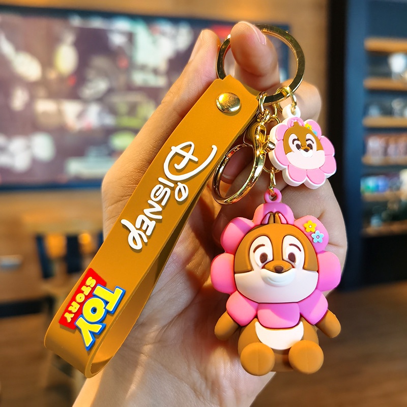 Disney Móc Khóa Hình Gấu Pooh Và Hoa Hướng Dương Xinh Xắn